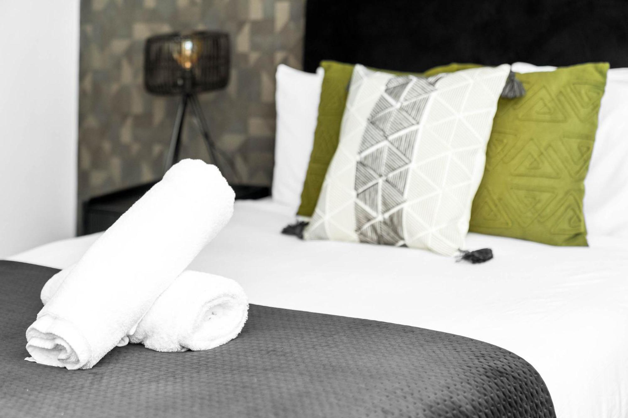 Luxury Apartment - Secure Parking - Gated Development - Near Jq & Birmingham City Centre 6Sh Bagian luar foto